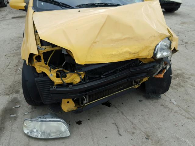 KL1TD66667B721946 - 2007 CHEVROLET AVEO BASE Sarı fotoğraf 9