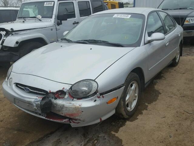 1FAFP53U9XG190227 - 1999 FORD TAURUS SE SILVER photo 2