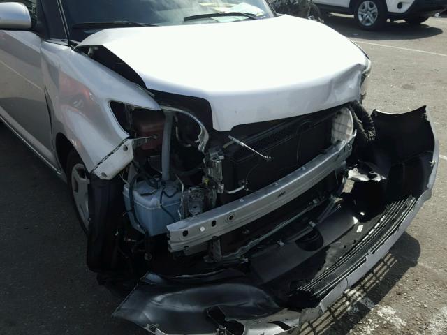 JTLZE4FE3CJ008843 - 2012 TOYOTA SCION XB Silber Foto 9