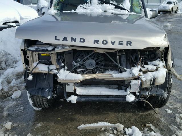 SALTY14433A772797 - 2003 LAND ROVER DISCOVERY BEIGE photo 9