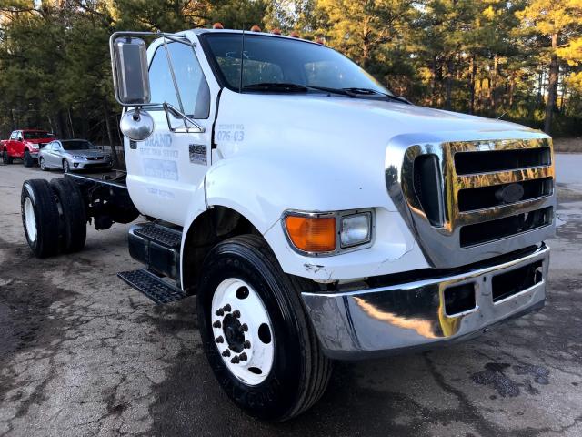 3FRXF75S25V173620 - 2005 FORD F750 SUPER WHITE photo 1