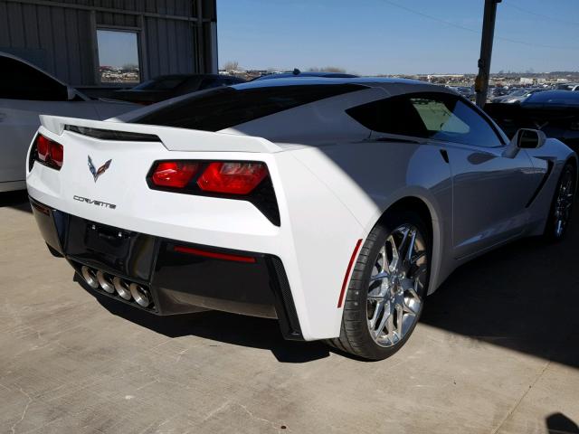 1G1YM2D76J5103043 - 2018 CHEVROLET CORVETTE S WHITE photo 4