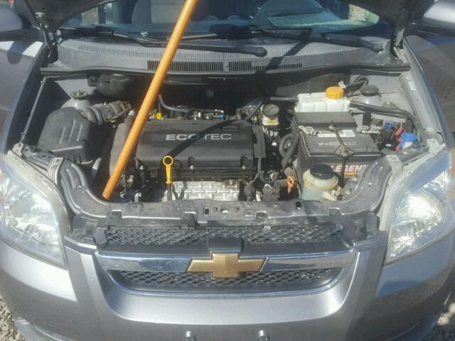 KL1TD5DE9AB129324 - 2010 CHEVROLET AVEO LS GRAY photo 7