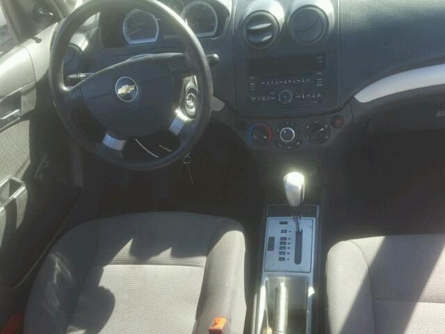 KL1TD5DE9AB129324 - 2010 CHEVROLET AVEO LS GRAY photo 9