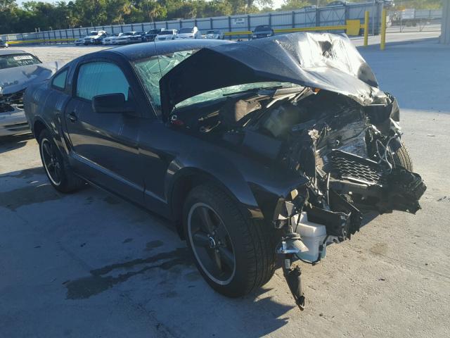 1ZVHT82H295136106 - 2009 FORD MUSTANG GT BLACK photo 1
