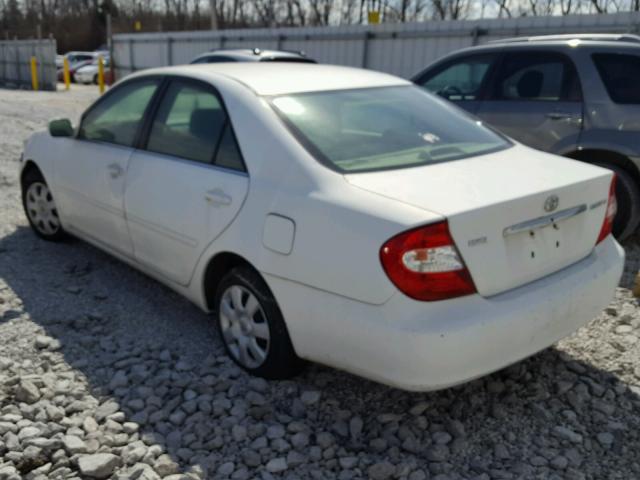 4T1BE32K93U167718 - 2003 TOYOTA CAMRY LE WHITE photo 3