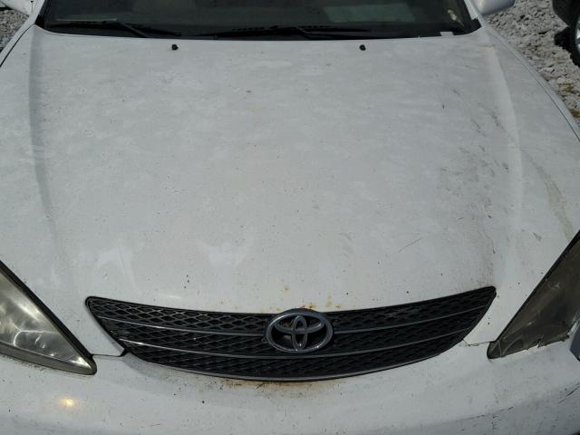 4T1BE32K93U167718 - 2003 TOYOTA CAMRY LE WHITE photo 7