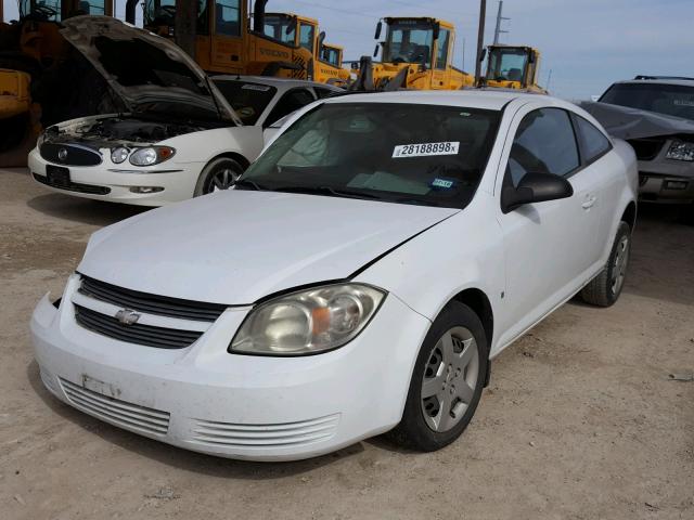 1G1AK18F287159109 - 2008 CHEVROLET COBALT LS WHITE photo 2