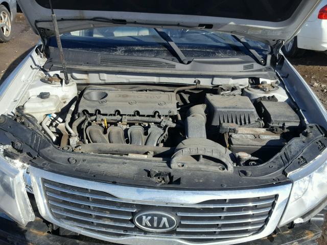 KNAGE228395349097 - 2009 KIA OPTIMA LX SILVER photo 7