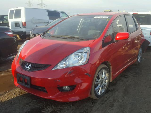 JHMGE8H42AC032453 - 2010 HONDA FIT SPORT RED photo 2