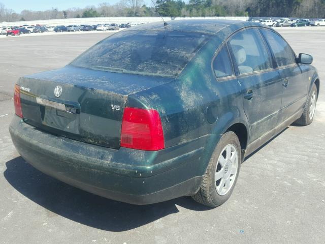 WVWMD63B5XE506748 - 1999 VOLKSWAGEN PASSAT GLS GREEN photo 4