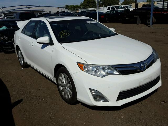 4T1BD1FK0CU041703 - 2012 TOYOTA CAMRY HYBR WHITE photo 1