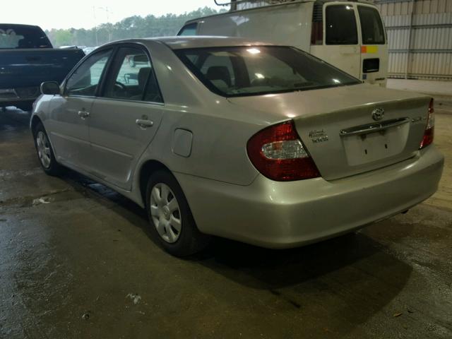 4T1BE32K13U707417 - 2003 TOYOTA CAMRY LE SILVER photo 3