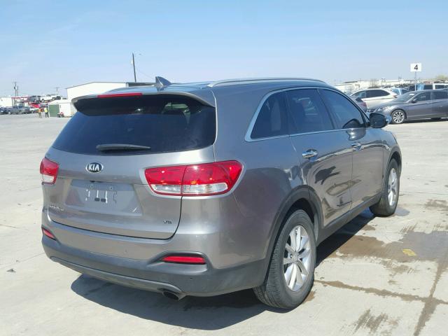 5XYPG4A57GG163163 - 2016 KIA SORENTO LX GRAY photo 4