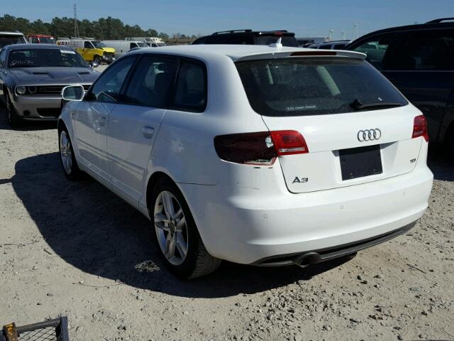 WAUKJBFM5BA073659 - 2011 AUDI A3 PREMIUM WHITE photo 3