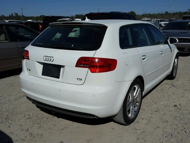 WAUKJBFM5BA073659 - 2011 AUDI A3 PREMIUM WHITE photo 4