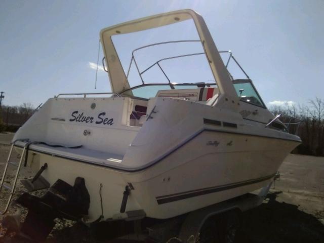 SERM63986990 - 1990 SEAR BOAT WHITE photo 4