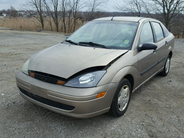 1FAFP33P14W165046 - 2004 FORD FOCUS LX GOLD photo 2