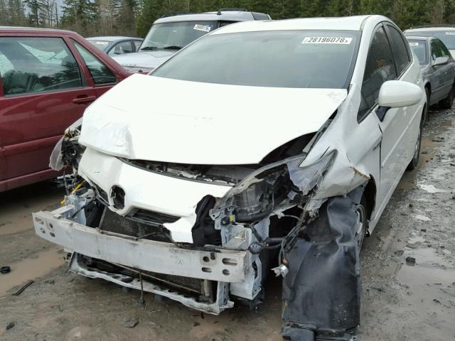 JTDKN3DU0B1365445 - 2011 TOYOTA PRIUS WHITE photo 2