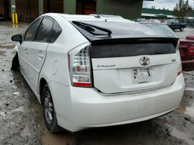 JTDKN3DU0B1365445 - 2011 TOYOTA PRIUS WHITE photo 3