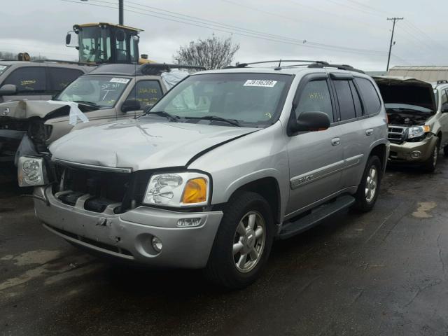 1GKDT13S242121493 - 2004 GMC ENVOY SILVER photo 2