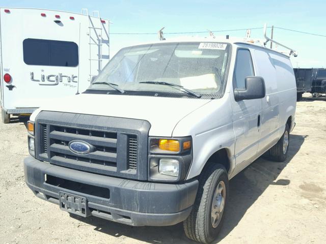 1FTNE24L49DA72624 - 2009 FORD ECONOLINE WHITE photo 2