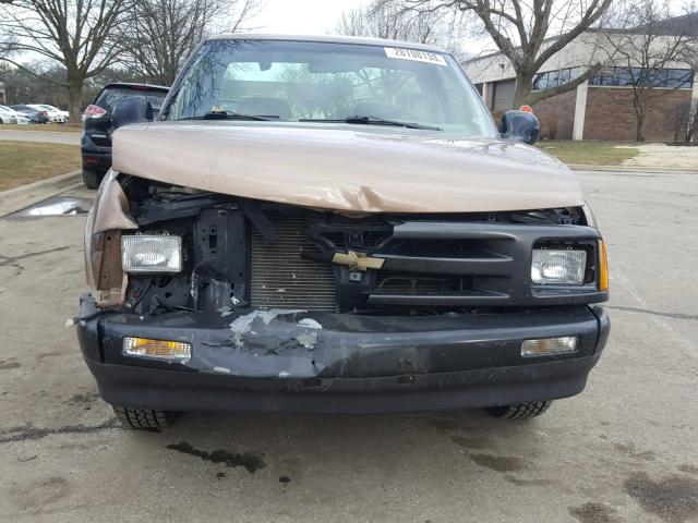 1GCCS1445TK225601 - 1996 CHEVROLET S TRUCK S1 BROWN photo 9