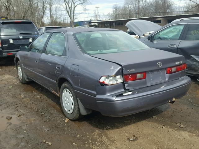 4T1BG22K8VU051370 - 1997 TOYOTA CAMRY CE GRAY photo 3