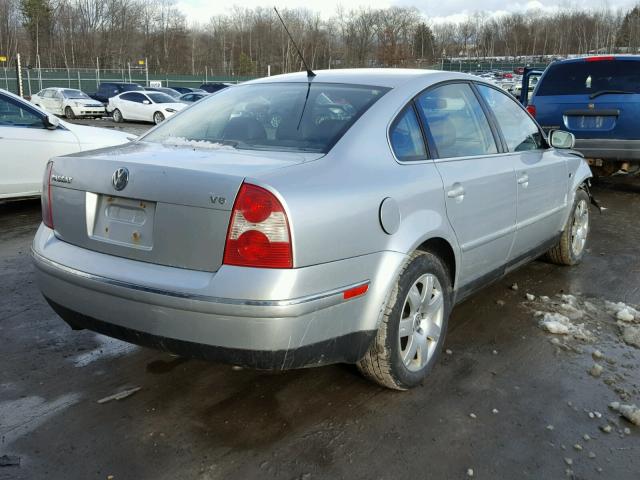 WVWTH63B31E215513 - 2001 VOLKSWAGEN PASSAT GLX SILVER photo 4