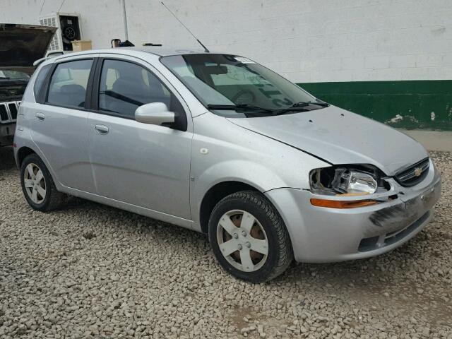 KL1TD666X7B734523 - 2007 CHEVROLET AVEO BASE Srebrny zdjęcie 1