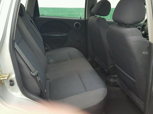 KL1TD666X7B734523 - 2007 CHEVROLET AVEO BASE Srebrny zdjęcie 6