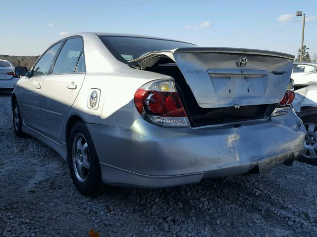 4T1BE30K35U546591 - 2005 TOYOTA CAMRY LE GRAY photo 3