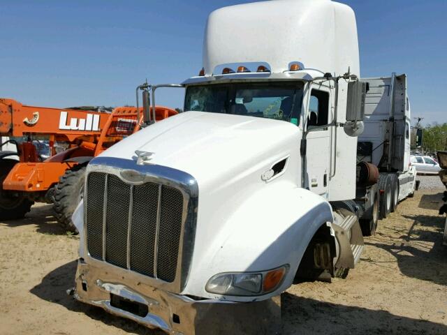 1XPHA48X8CD167811 - 2012 PETERBILT 386 WHITE photo 2