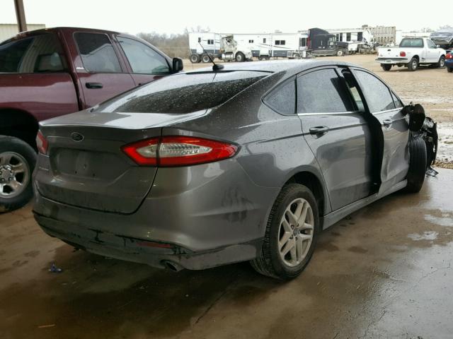 3FA6P0H71DR290915 - 2013 FORD FUSION SE GRAY photo 4