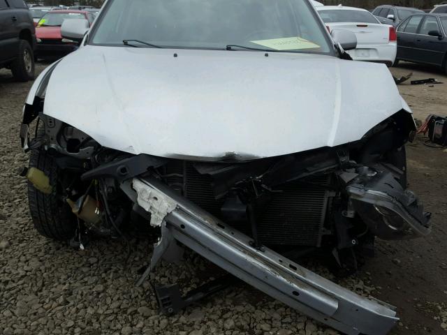 JM1BK12F181781840 - 2008 MAZDA 3 I SILVER photo 9