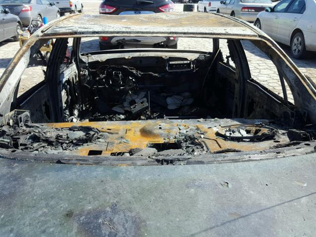 1G1NE52MXW6151429 - 1998 CHEVROLET MALIBU LS 烧焦的 照片 9