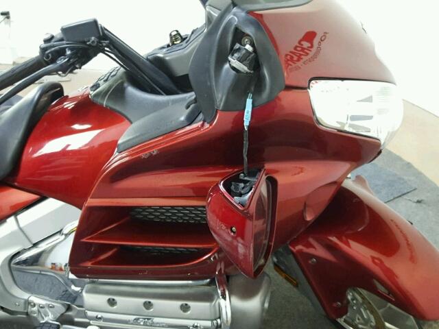 1HFSC47G4AA904719 - 2010 HONDA GL1800 RED photo 16