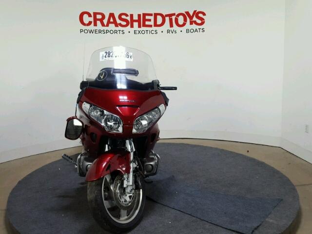 1HFSC47G4AA904719 - 2010 HONDA GL1800 RED photo 3