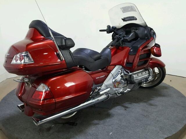 1HFSC47G4AA904719 - 2010 HONDA GL1800 RED photo 8