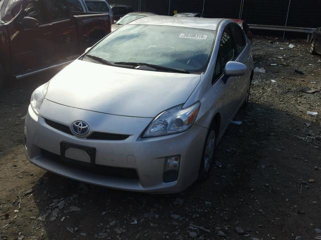 JTDKN3DU7B5306966 - 2011 TOYOTA PRIUS SILVER photo 2