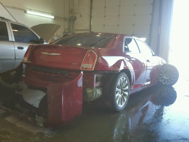 2C3CCAAGXDH745835 - 2013 CHRYSLER 300 RED photo 4