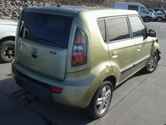 KNDJT2A21A7061695 - 2010 KIA SOUL GREEN photo 4