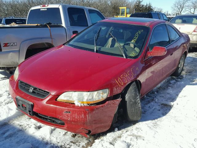 1HGCG325XXA000936 - 1999 HONDA ACCORD EX RED photo 2