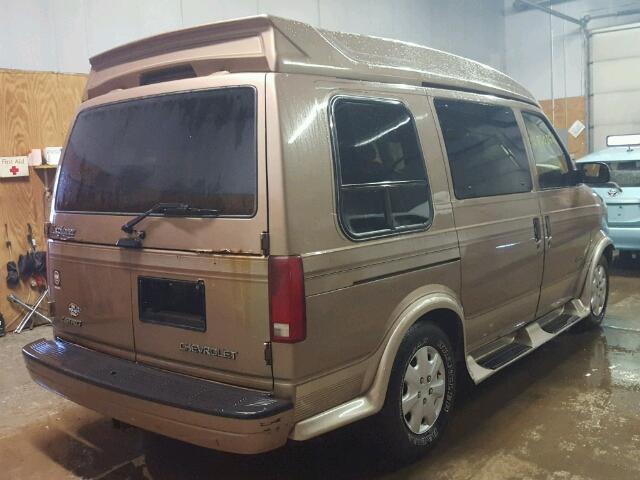 1GBDM19W8XB131909 - 1999 CHEVROLET ASTRO BEIGE photo 4