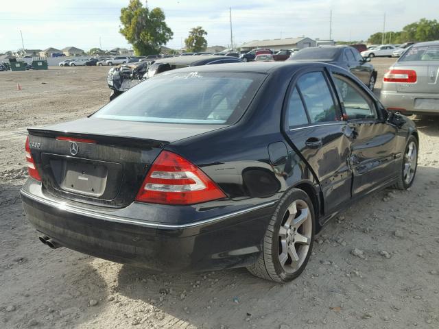 WDBRF52H17E026625 - 2007 MERCEDES-BENZ C 230 BLACK photo 4