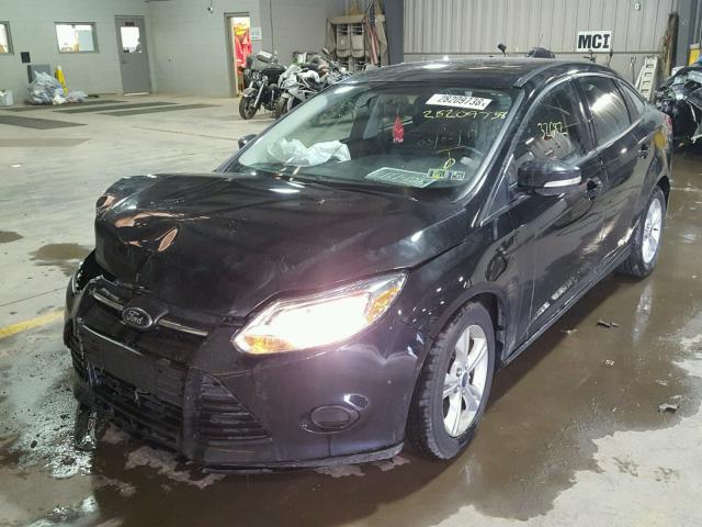 1FADP3F23EL310257 - 2014 FORD FOCUS SE BLACK photo 2