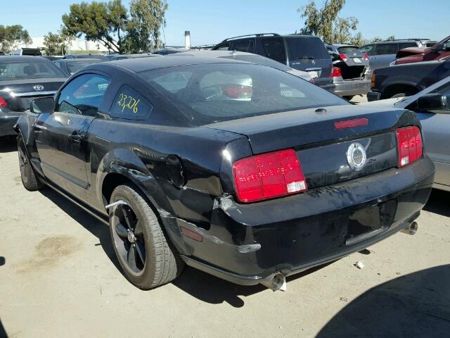 1ZVHT82H985185575 - 2008 FORD MUSTANG GT BLACK photo 3