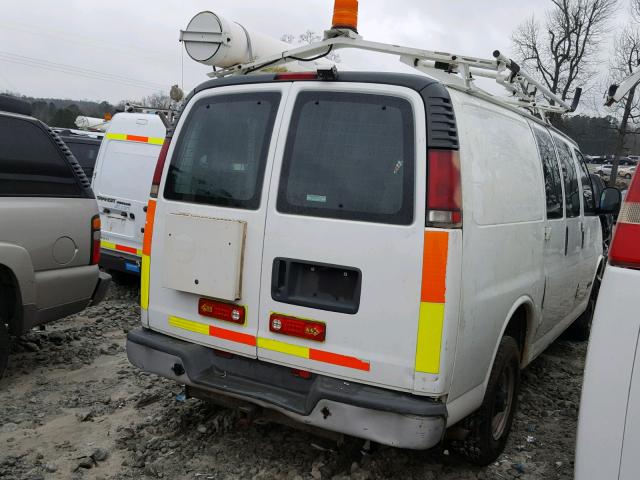 1GCHG35R711199843 - 2001 CHEVROLET EXPRESS G3 WHITE photo 4