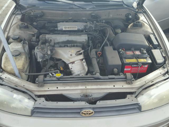 4T1SK12E4NU119098 - 1992 TOYOTA CAMRY LE BROWN photo 7