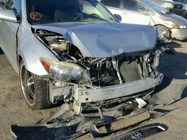 JTKDE177460078102 - 2006 TOYOTA SCION TC 银色 照片 9